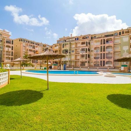 Apartment To Rent In Costa Blanca Torrevieja Kültér fotó