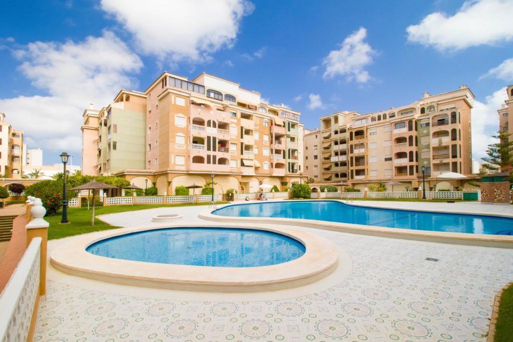 Apartment To Rent In Costa Blanca Torrevieja Kültér fotó